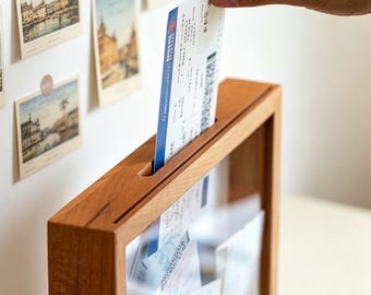 Massiver Schattenbox-Rahmen aus Kirschholz, Reise-Gedächtnis-Fall, Andenken-Anzeige für Ticket-Specimens-Schmetterling-Trockenblumen, Wandhalterung