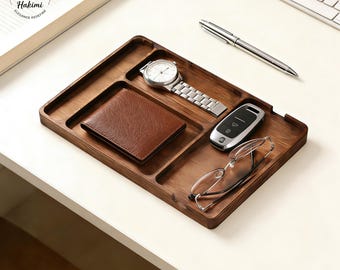 Massives Nussbaum Valet Tablett, personalisierter Schreibtisch Organizer für Herren, Holz gravierter Catchall Halter für Eingangsbereich Nachttisch, Geschenk für Papa Him