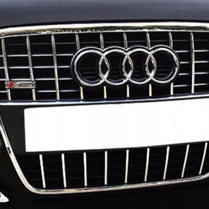 Ajuste de la moldura de la parrilla cromada del Audi A4 B7 S-Line