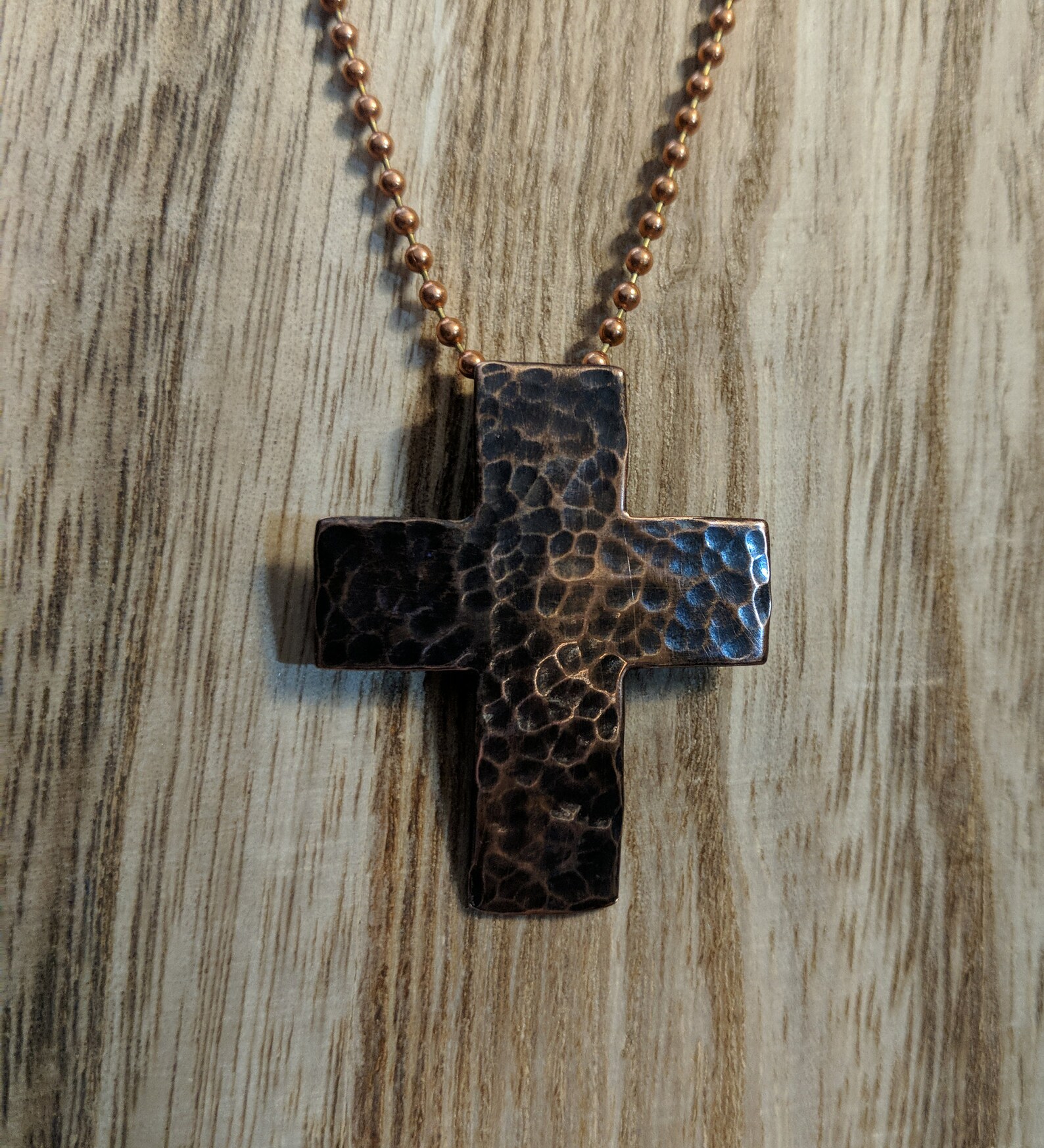 KONPJE Collar De Cruz Gruesa Para Mujer, Collar Con Colgante De Cruz Gruesa De Oro/plata, Collar De Cruz Martillada Gruesa Con Forma De Cruz, Acero Aleado, No Es Una Piedra Preciosa