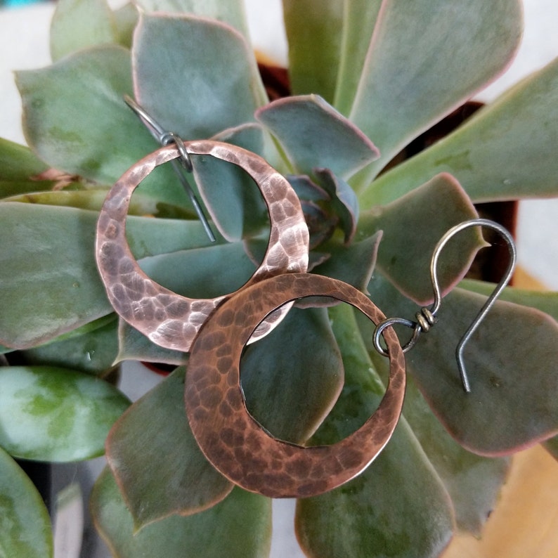Hammered Metal Disc Earrings Oxidized Copper Earrings Copper Etsy