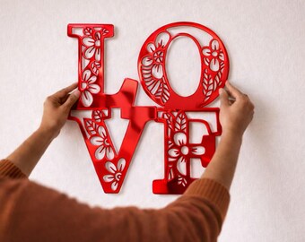 Growing love—Metal wall Gift