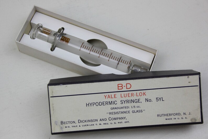 Vintage BD Yale Glass 5cc Syringe Medical Collectible Medical Etsy