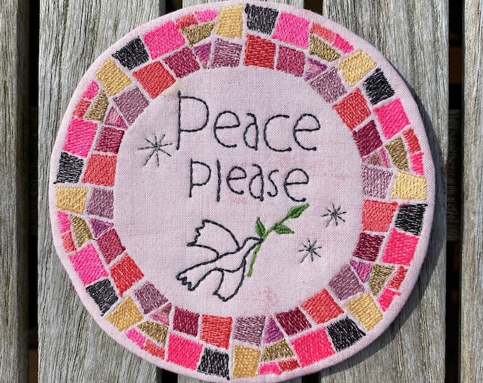 Mosaic style Machine Embroidery designs - MugRug ITH, Round motifs, beautiful borders and a fabric collage - for hoop size 5 x 7"