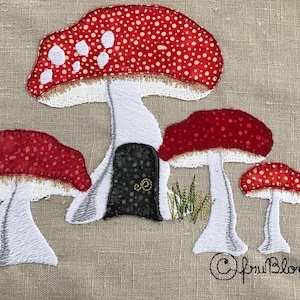 AMANITA ROJA, HERMOSOS Hongos Rojos, 4 tamaños, uno es una Casa de Hadas, Diseños de Bordado a Máquina, Apliques, muy versátiles, Descarga Instantánea
