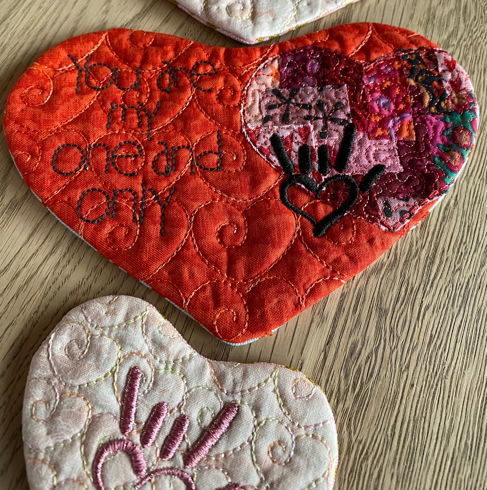 8 Heart Shaped Placemats/mugrugs and Coasters ITH Fast Made Etsy