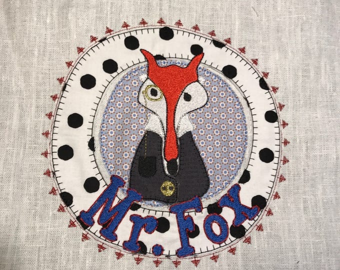 MR. FOX PORTRAITS, 4 Designs with Mr Fox in appliqué frames - Machine Embroidery Designs with appliqués Foxes, Easy to stitch