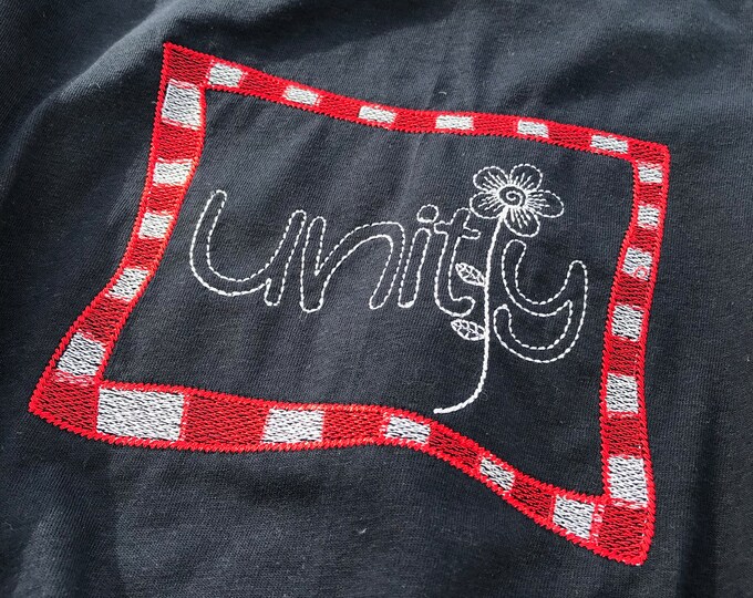 Soft and fast stitched T-shirt Embroidery designs - 4 different motifs for the 5 x 7" hoop + 2 blank frames for making your own versions