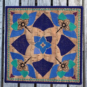 MUGRUGS ITH Portuguese Style Tiles as MugRugs ITH, Hand drawn designs, 5 motifs in 3 sizes: 5 x 5 6 x 6 and 8 x 8 zdjęcie 4
