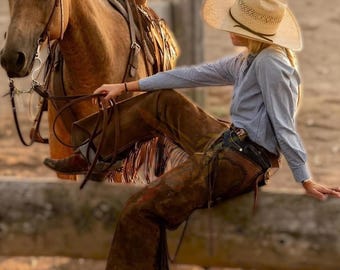Women's 100 % Real Suede Leather Western Style Buckskin Leather Chap Fringes Rodeo Leather Pant Chaps Women Equestrian Gifts Riding Chap