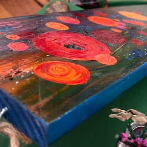 Painted Upcycled Pallet Board Art with Bird Knob