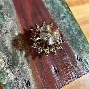 Upcycled, Winter Pallet Board Wall Art with Snowflake Knob