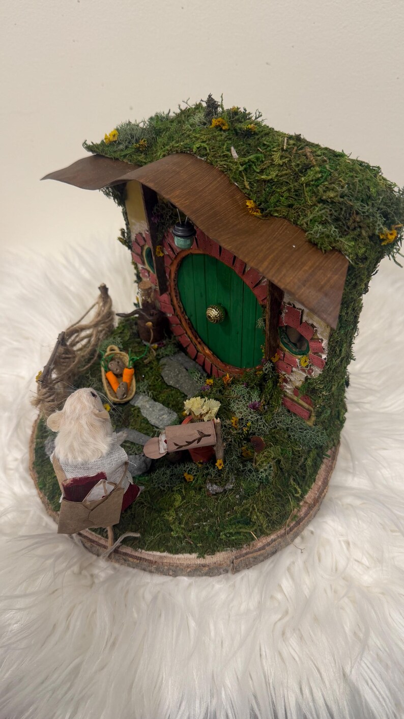 Frodo Mouse Frodo at Bag End | Taxidermy Mouse | Fantasy Taxidermy | Lord of the ...