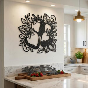 Strawberry Floral Metal Wall Art, Botanical Kitchen Decor, Fruit Leaves Wall Sign, Modern Farmhouse Dining Room Gift
