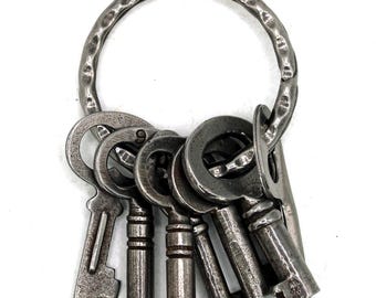 Vintage Key Ring with 7 Keys