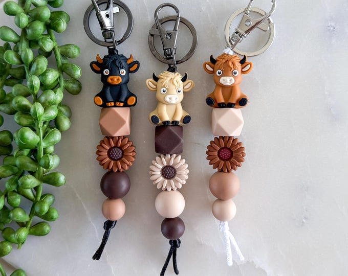 Highland Cow Silicone Bead Keyring, Little Moo Keychain, Gift for Her