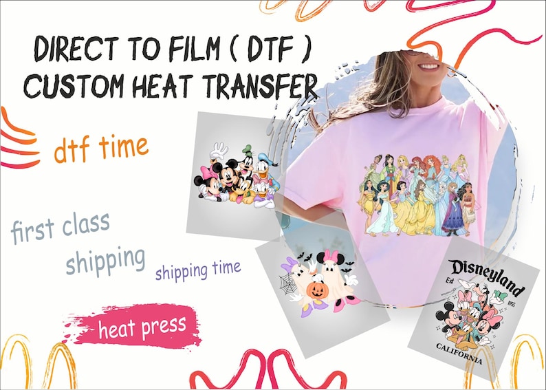 Op de afbeelding: Roze T-shirt met een Disney-prinsessenontwerp. De afbeelding toont voorbeelden van aangepaste warmteoverdracht, waaronder Mickey Mouse en vrienden, en Halloween-thema's. Tekst bevat "DIRECT TO FILM (DTF) CUSTOM HEAT TRANSFER" en "Disneyland".