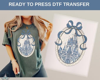 Transfert thermique DTF bleu château Disney vintage, chemise avec nœud à cadre ovale Princess Park, t-shirt pour filles voyage Disneyland conte de fées, magie Disney