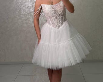 A delicate and elegant dress made for special moments.