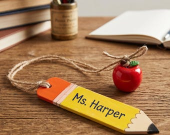Teacher Appreciation Pencil Bookmark, with Apple Charm，Teacher Gift, Bookworm Present