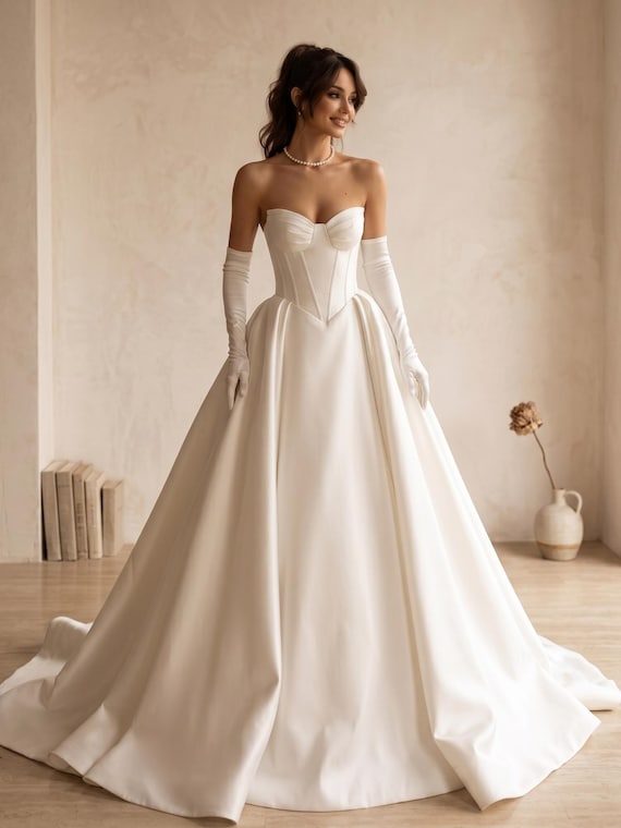 matte satin sculpted bodice a line wedding dress Strapless Pleated Draped Elegant Fairy Tale Bride Dress Custom Vintage Wedding Dress Linen Bias Cut A-Line subcategory: sweater dresses Color:Orange Printing Its possible to make