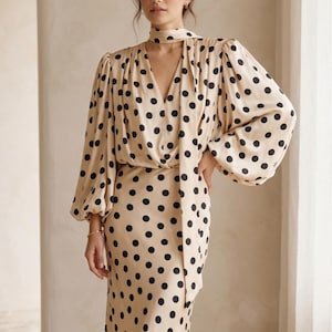 Conjunto de dos piezas / Blusa de manga larga con cuello en V y falda con bufanda para mujer