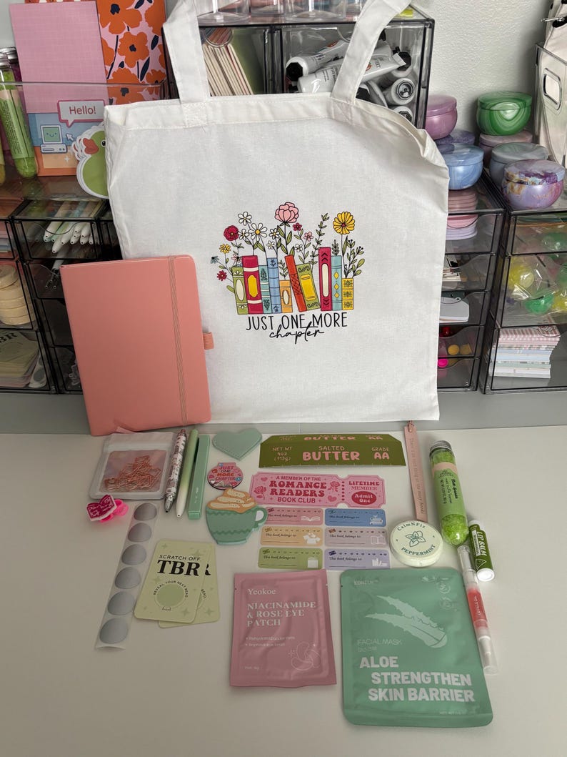 Paquete misterioso de 20 piezas, caja sorpresa para lectores, regalo para el cuidado personal y artículos de papelería. imagen 3