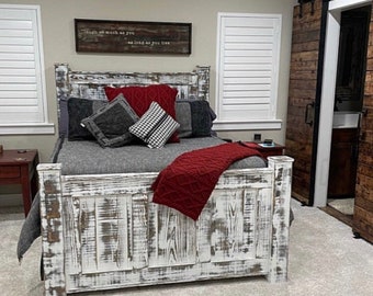 Griffin Handmade Rustic Farmhouse Wood Bed Frame: King/Queen Size