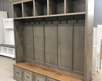 Georgia Farmhouse Hall Tree Bench: Mudroom Entryway Organizer with Shoe Storage (5-section)