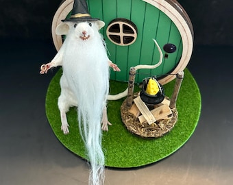 Gandalf Taxidermy Mouse with Ring – Hobbit Hole Display – Fantasy Oddity Decor – Funny Weird Gift