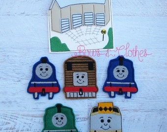 Thomas finger puppets and case embroidery design digital instant download