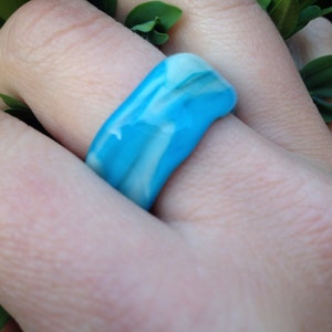 Glass ring lampwork turquoise blue glass. Handmade by Renske Brouwer image 2