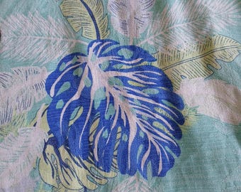 Vntg TOMMY BAHAMA Hawaiian Men's Silk Camp Shirt XXL - blue leaves on soft aqua