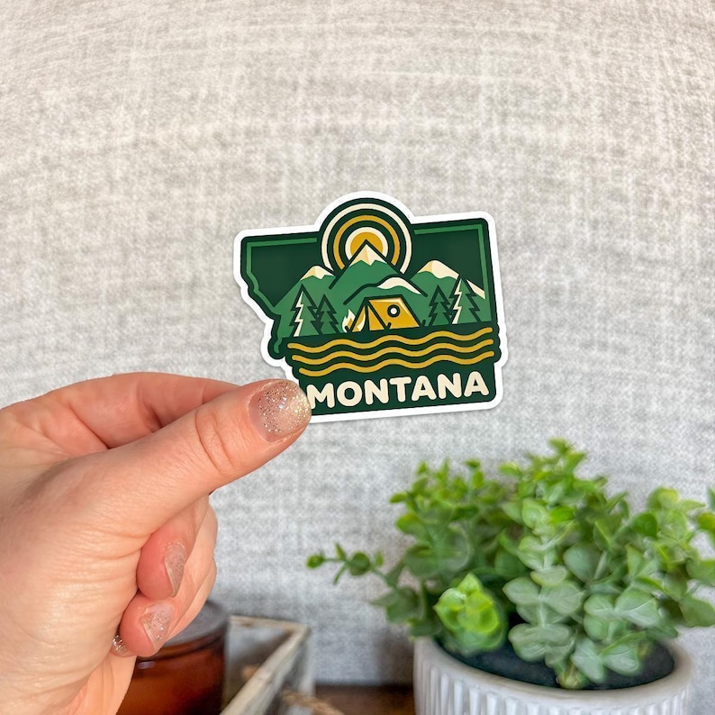 Pegatina de paisaje de montaña de Montana, calcomanía de vinilo panorámica del estado, resistente al agua. imagen 1