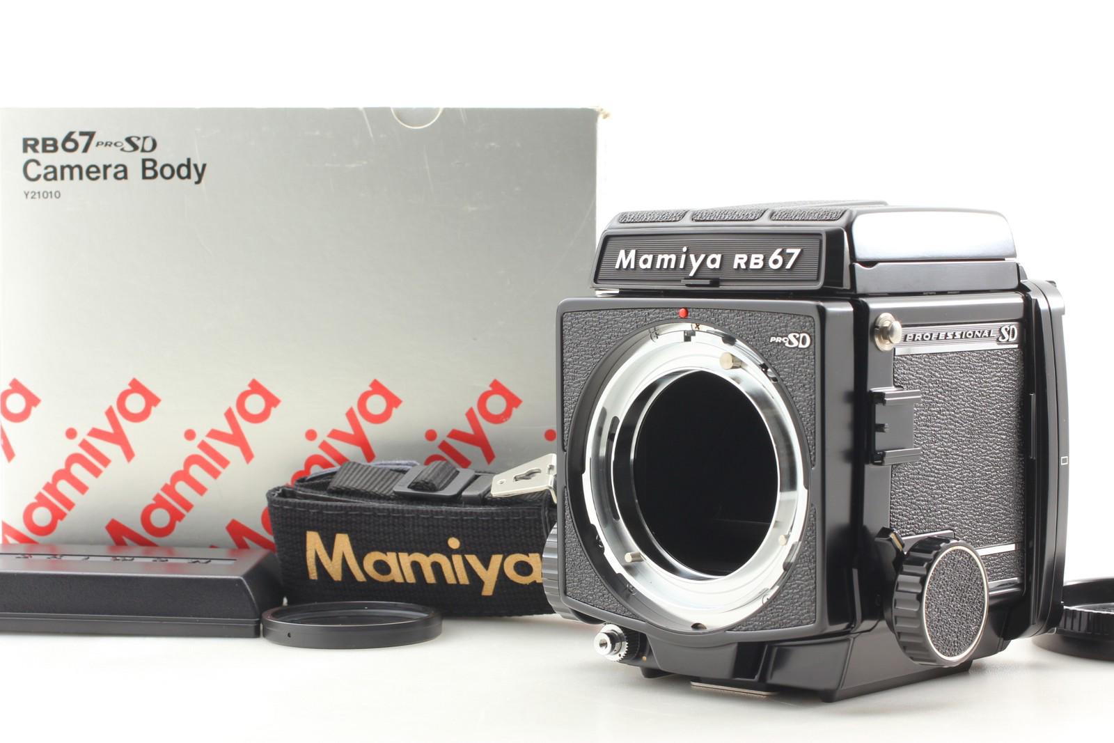 Mamiya RB67 avec Sekor 1: 4,5180 mm , dos , viseur et