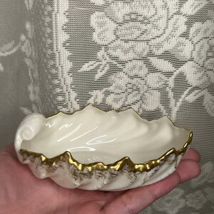 Vintage Lenox Shell Dish – Ivory Porcelain with 24K Gold Trim – Made in USA