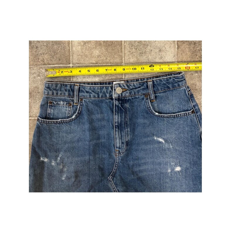 BDG Urban Outfitters Distressed Denim Mini Skirt Medium Wash Raw Hem Womens L image 12