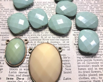 Vintage lucite bead and pendant collection, faceted vintage beads with two sizes of pendant findings