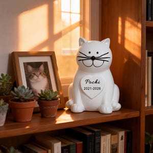 Personalized Cat Urn for Ashes – White Resin, Custom Pet Memorial