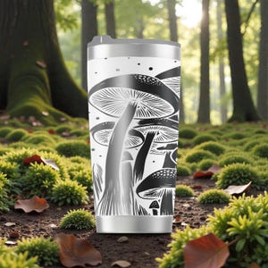 Graverad svampskog YETI Rambler isolerad rostfri stålmugg med MagSlider-lock – 20oz – Woodland Nature Cottagecore Gift bild 5