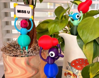 Big Walk Figurines | Magnetically Swappable