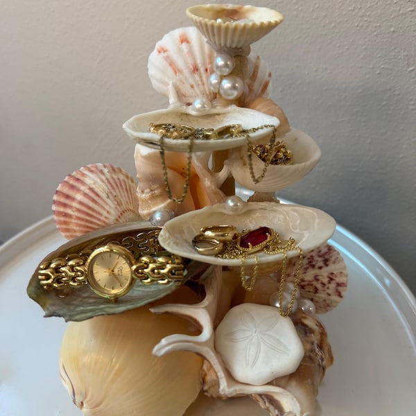Handmade Seashell Jewelry Holder- Coastal Ring Organizer, Beach Vanity Display, Ocean Inspired Trinket Stand, Handmade Nautical Decor Gift