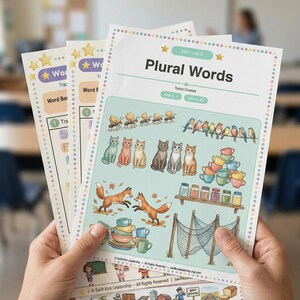 Könnte beinhalten: Lehrblätter zu Pluralwörtern, gehalten von Händen. Das Hauptblatt zeigt Illustrationen von Ameisen, Vögeln, Katzen, Füchsen und gestapelten Tassen. Weitere Blätter enthalten Wortverfolgungs- und Wortbalkenübungen. Der Text enthält "Plural Words" und "Swift Kick Leadership".