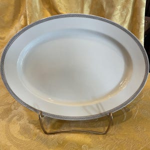 HEINRICH & Co Selb Bavaria "Greek Key" Trim 12" Platter White