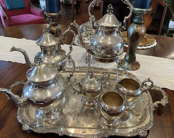 Juego de té y café de 10 piezas de Birmingham Silver Co. con tetera, soporte y quemador.