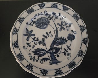 Vienna Woods "Blue Onion" Plate