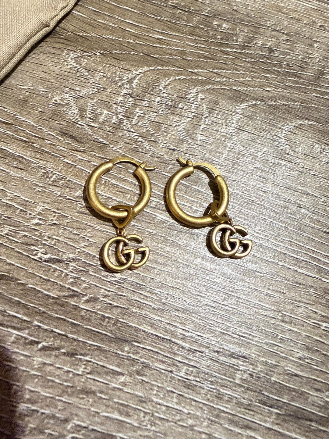 Authentic Vintage Gucci GG Hoop Earrings – Gold Tone Interlocking Logo ...