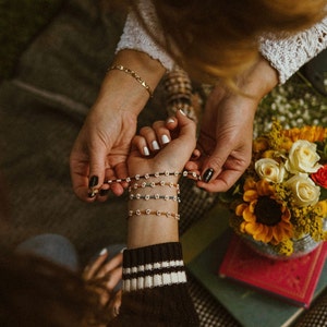 Daisy Chain Seed Bead Bracelet or Anklet Flowers of the Meadow image 3