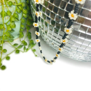 Daisy Chain Choker Necklace Black and White