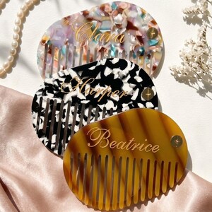 Ensemble de peignes miroir personnalisé,Peigne miroir pour cheveux avec nom personnalisé, Initiale peigne en acétate, Cadeau pour une mariée, Cadeau pour mariage, Cadeau pour mariage, Ensemble de peignes pliables
